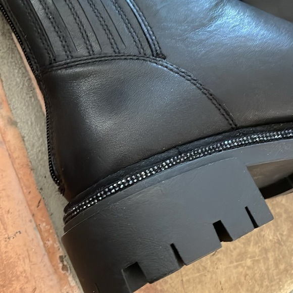 STEVE MADDEN Size 11 Black Leather Braced Sparkle Embellished Zip Ankle Boots - Picture 4 of 13